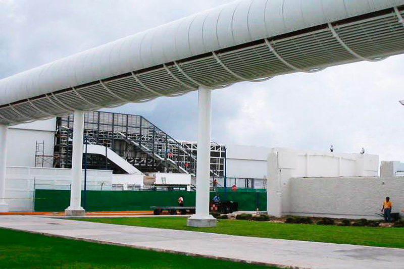Proyecto: Túnel de equipaje
Fecha: 2014
Locación: Cancún, México
